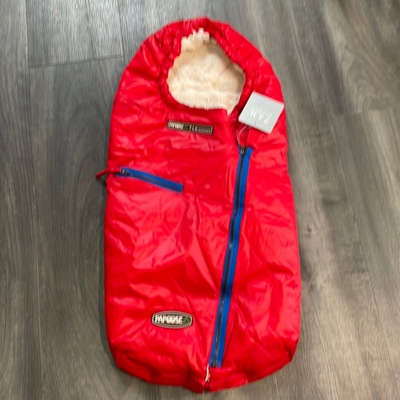7am enfant papoose red zipper stroller muff - Picture 4 of 11